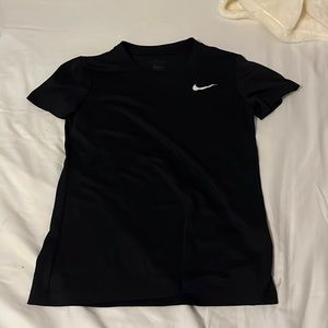 BLACK DRYFIT “THE NIKE TEE”